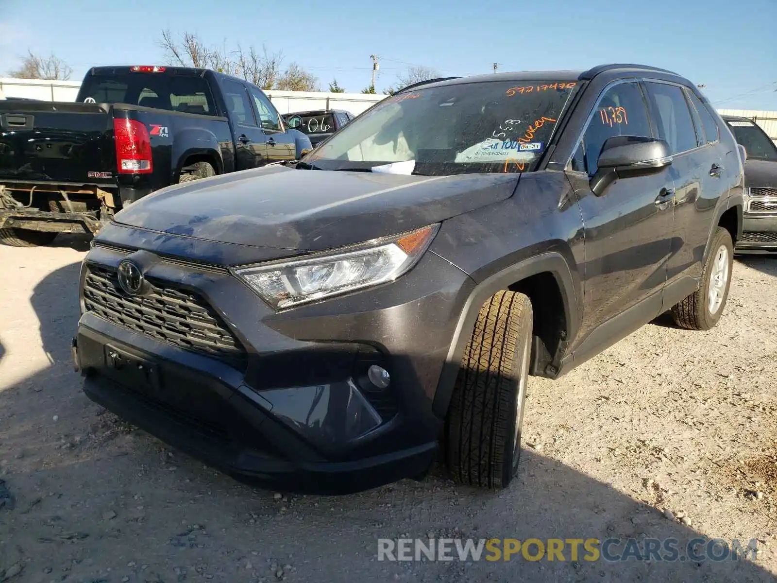 2 Photograph of a damaged car JTMW1RFV4KJ009568 TOYOTA RAV4 2019