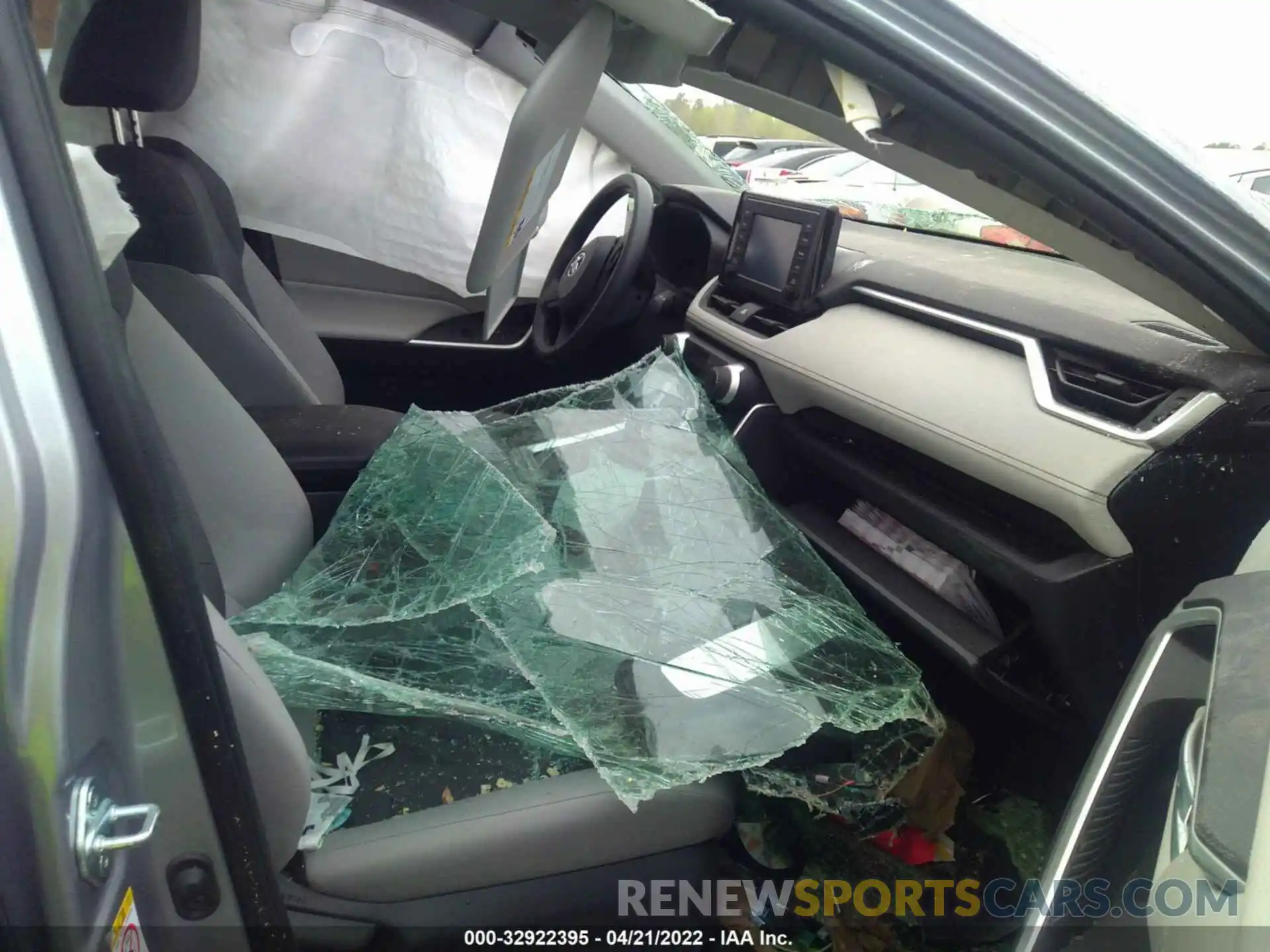 5 Photograph of a damaged car JTMW1RFV5KD013191 TOYOTA RAV4 2019