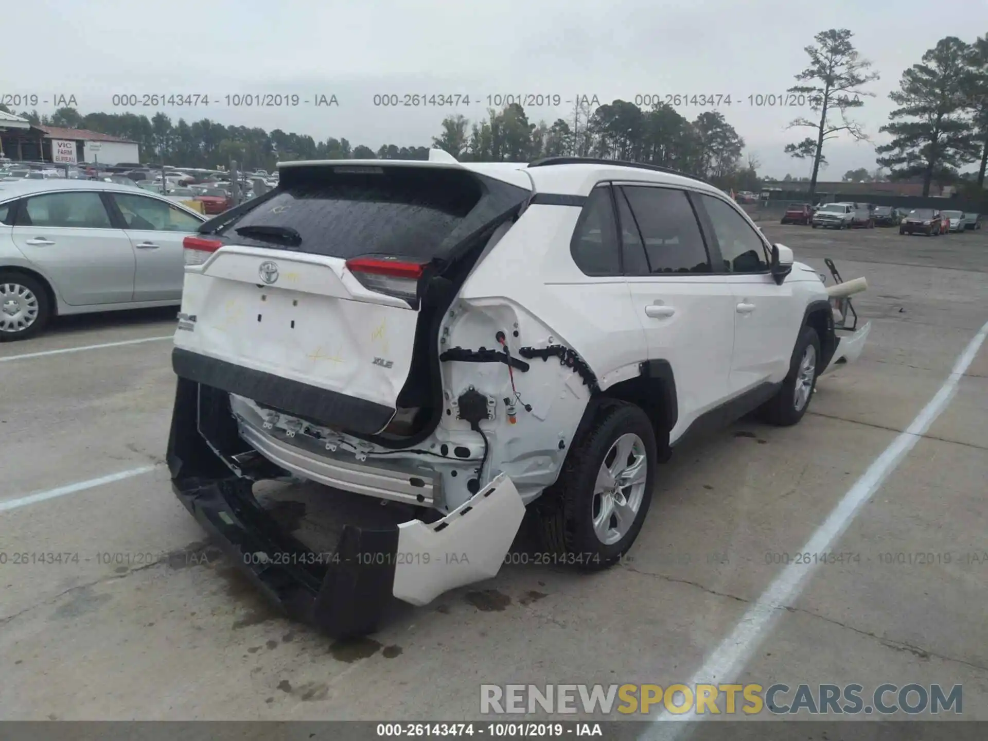 4 Photograph of a damaged car JTMW1RFV5KD018181 TOYOTA RAV4 2019