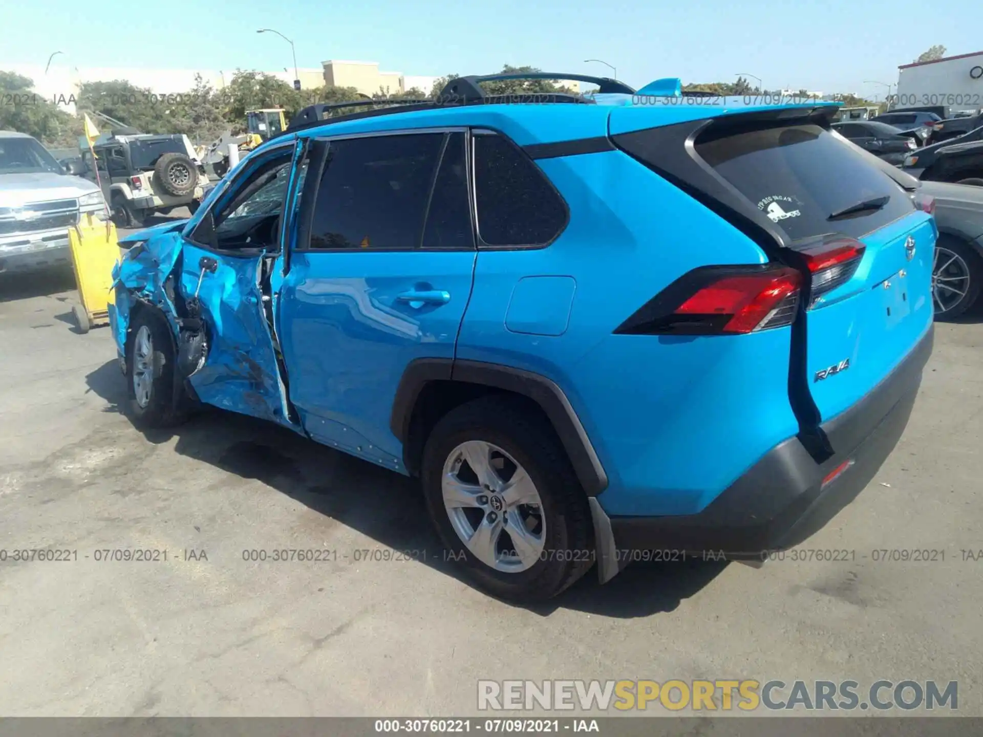 3 Фотография поврежденного автомобиля JTMW1RFV5KD026720 TOYOTA RAV4 2019