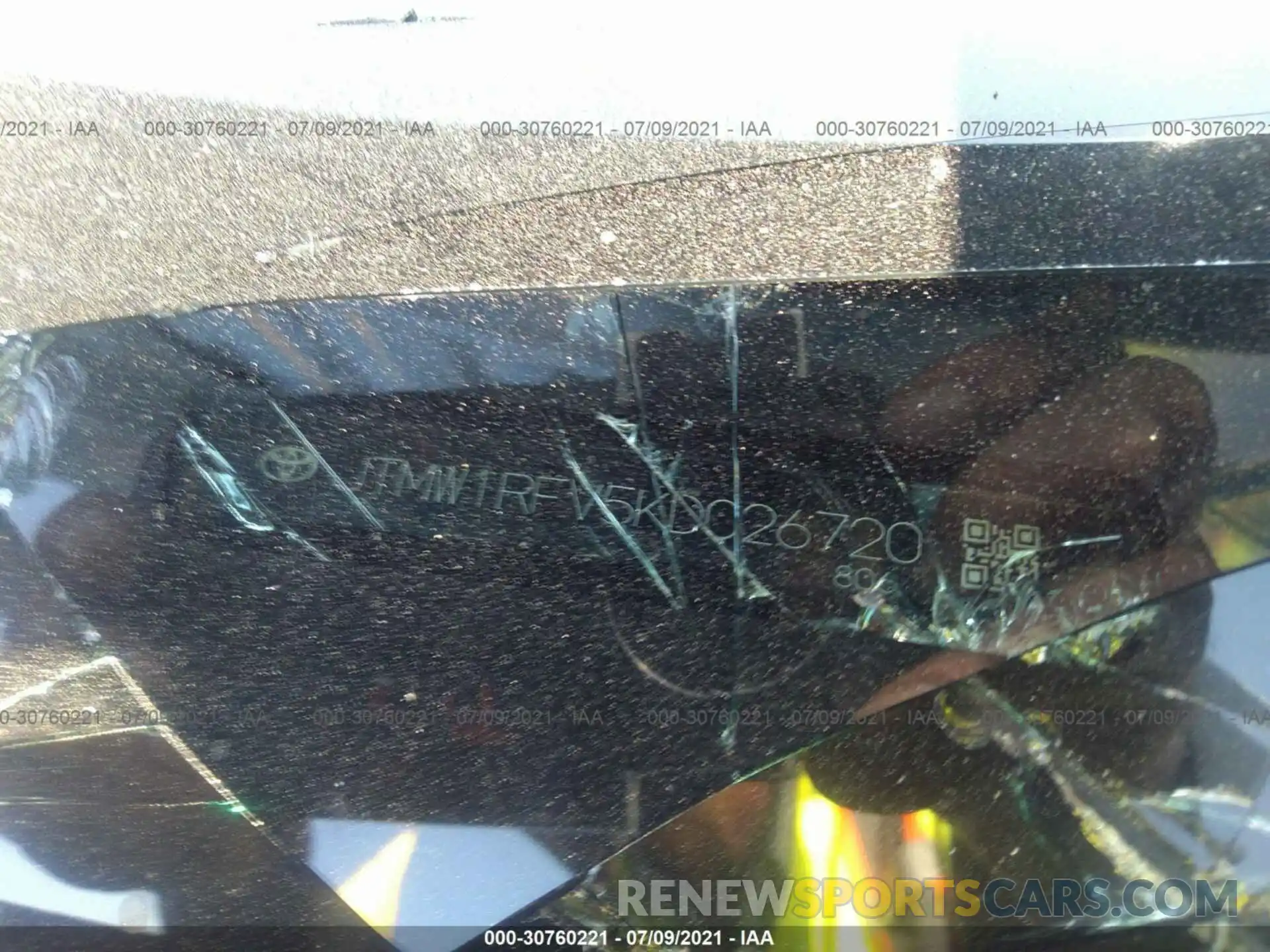 9 Photograph of a damaged car JTMW1RFV5KD026720 TOYOTA RAV4 2019