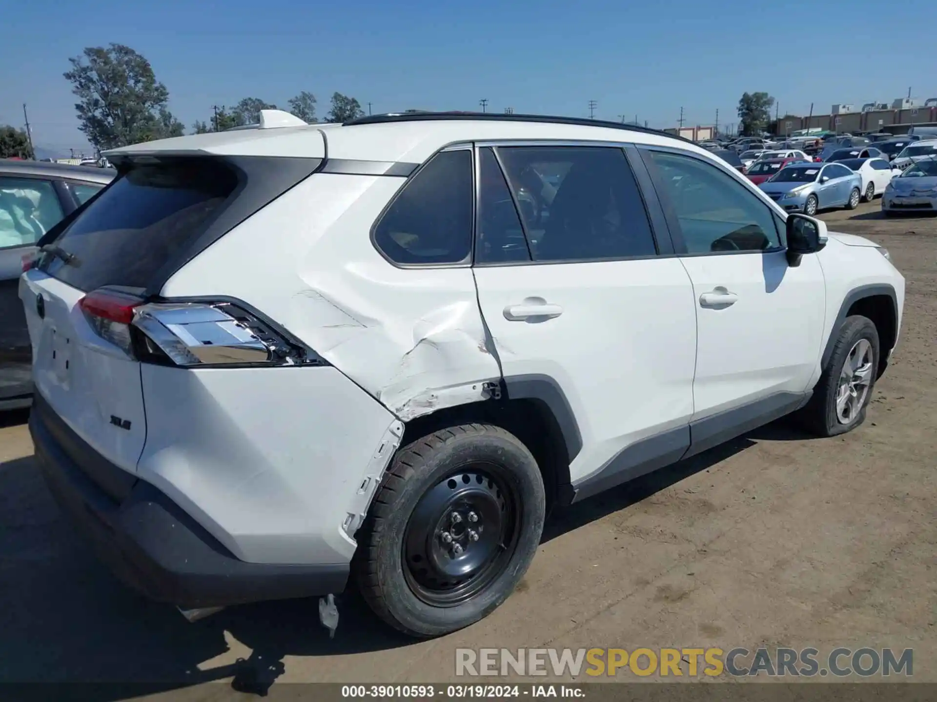 4 Photograph of a damaged car JTMW1RFV5KD030167 TOYOTA RAV4 2019