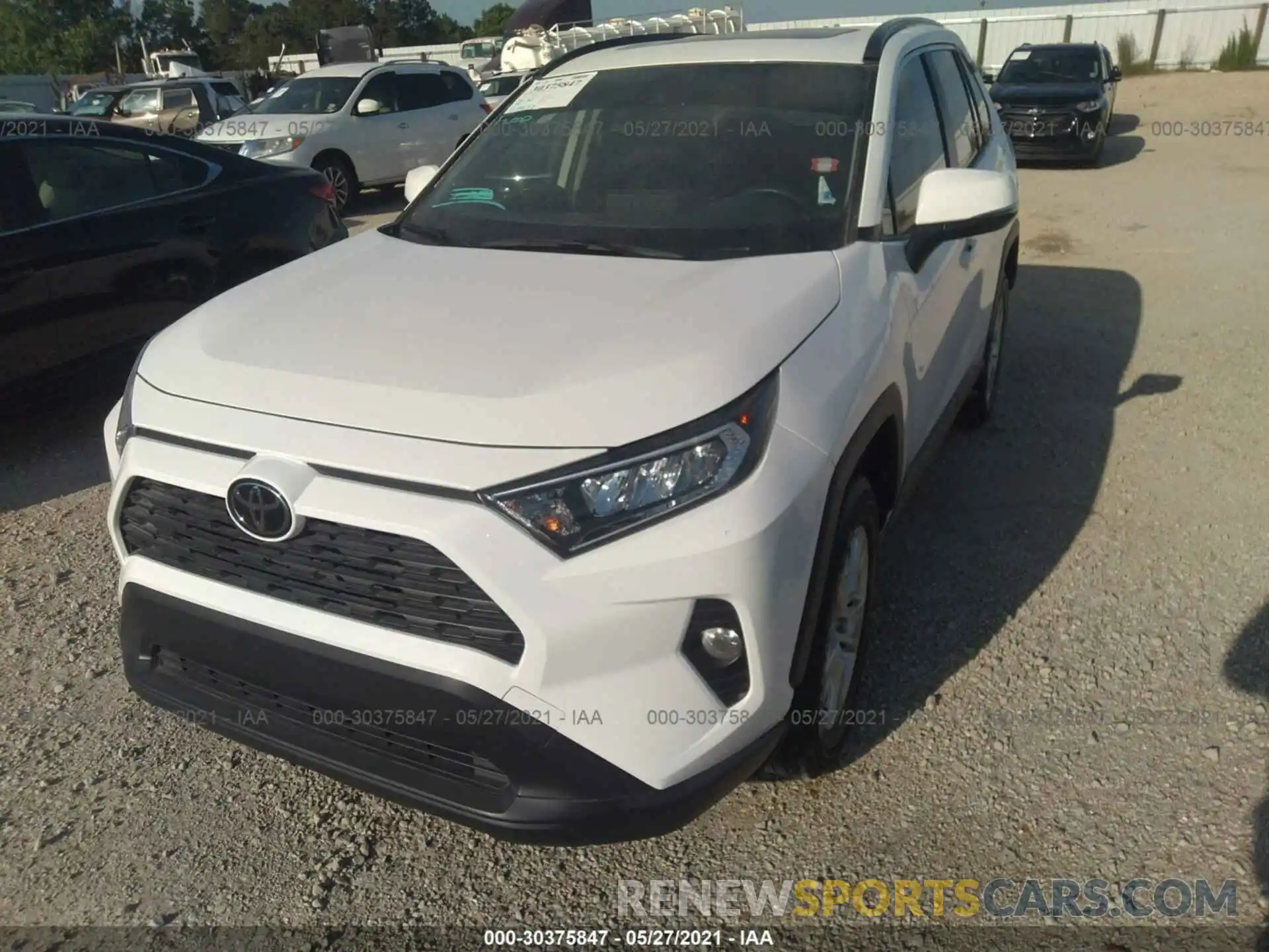 2 Фотография поврежденного автомобиля JTMW1RFV5KD038592 TOYOTA RAV4 2019