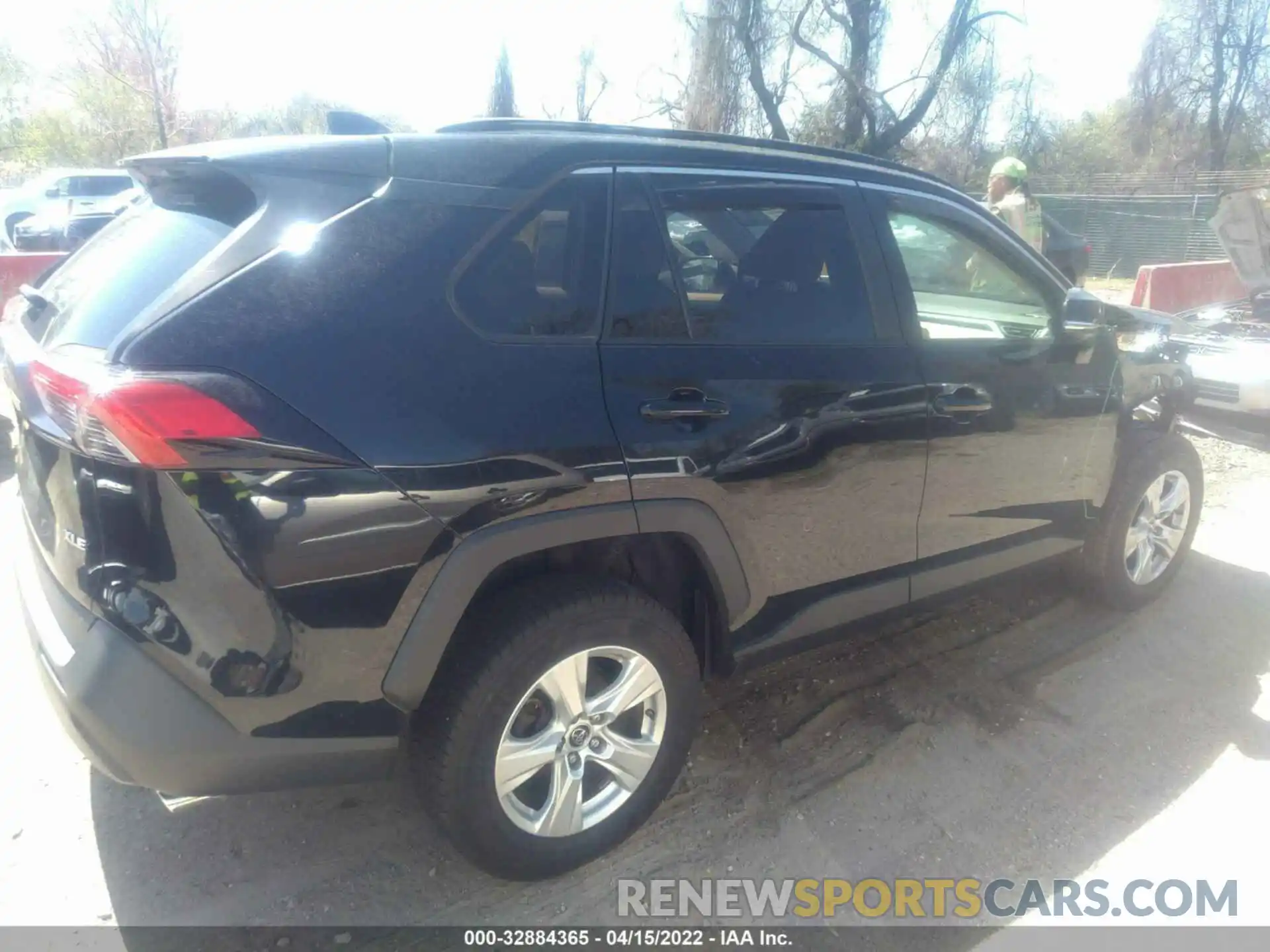 4 Фотография поврежденного автомобиля JTMW1RFV5KD500651 TOYOTA RAV4 2019