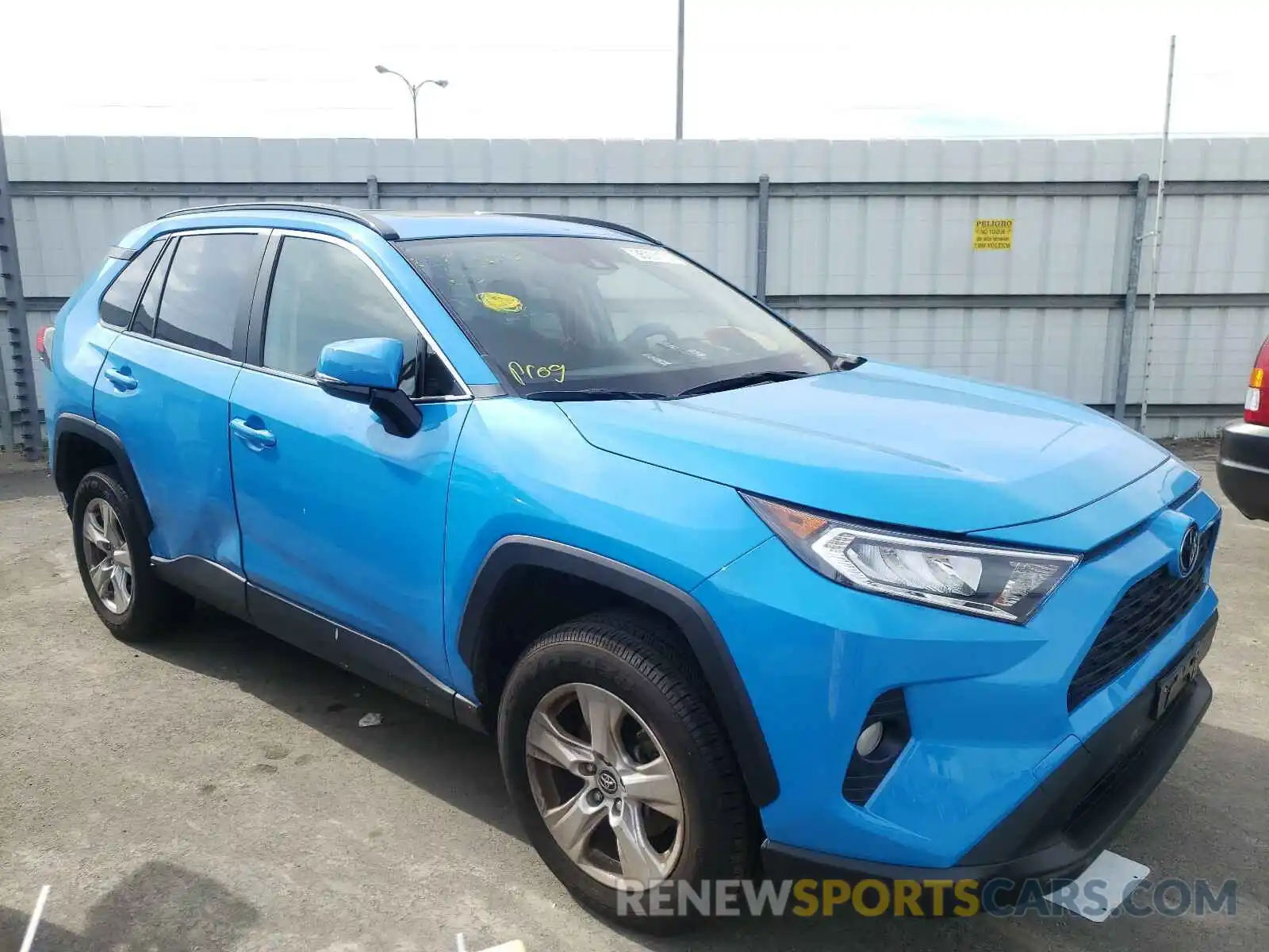 9 Photograph of a damaged car JTMW1RFV5KD504442 TOYOTA RAV4 2019