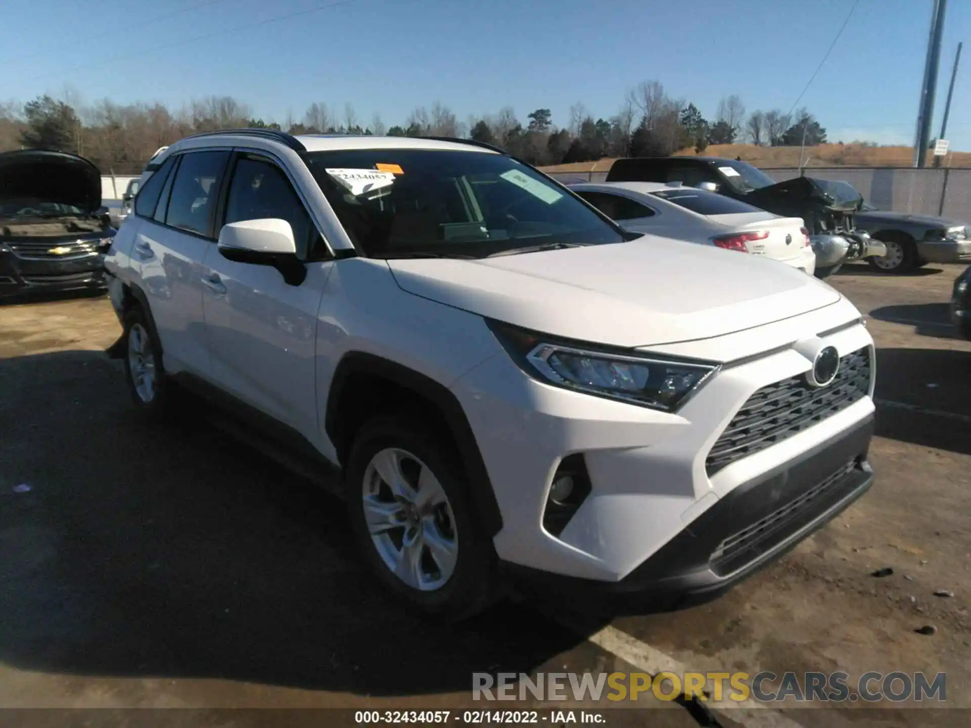 1 Фотография поврежденного автомобиля JTMW1RFV5KD507180 TOYOTA RAV4 2019