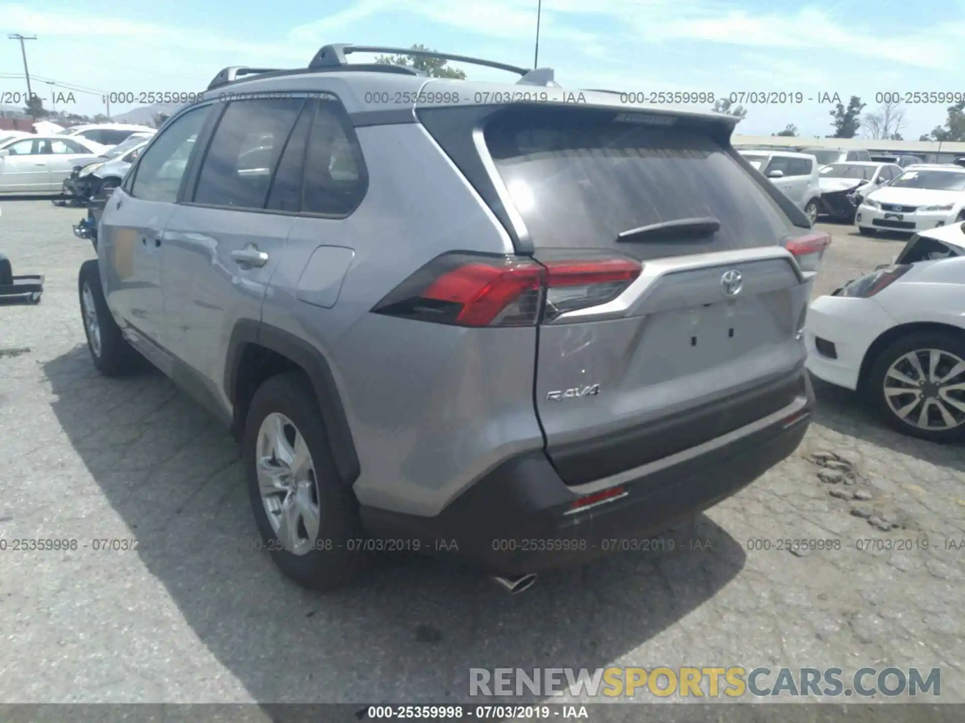 3 Фотография поврежденного автомобиля JTMW1RFV5KD510077 TOYOTA RAV4 2019