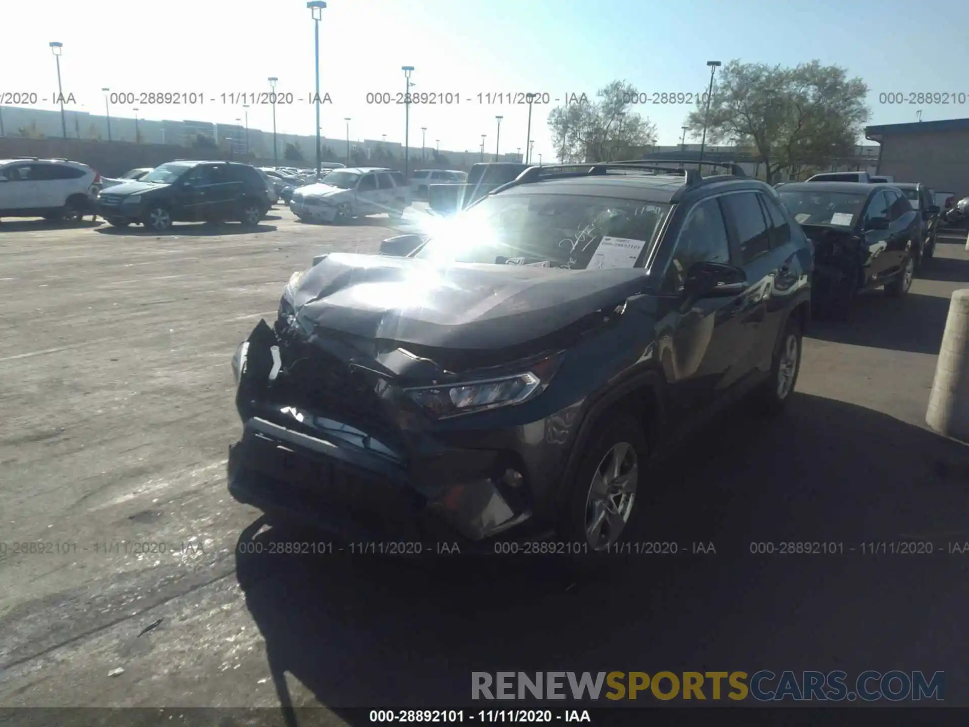 2 Фотография поврежденного автомобиля JTMW1RFV5KD510774 TOYOTA RAV4 2019