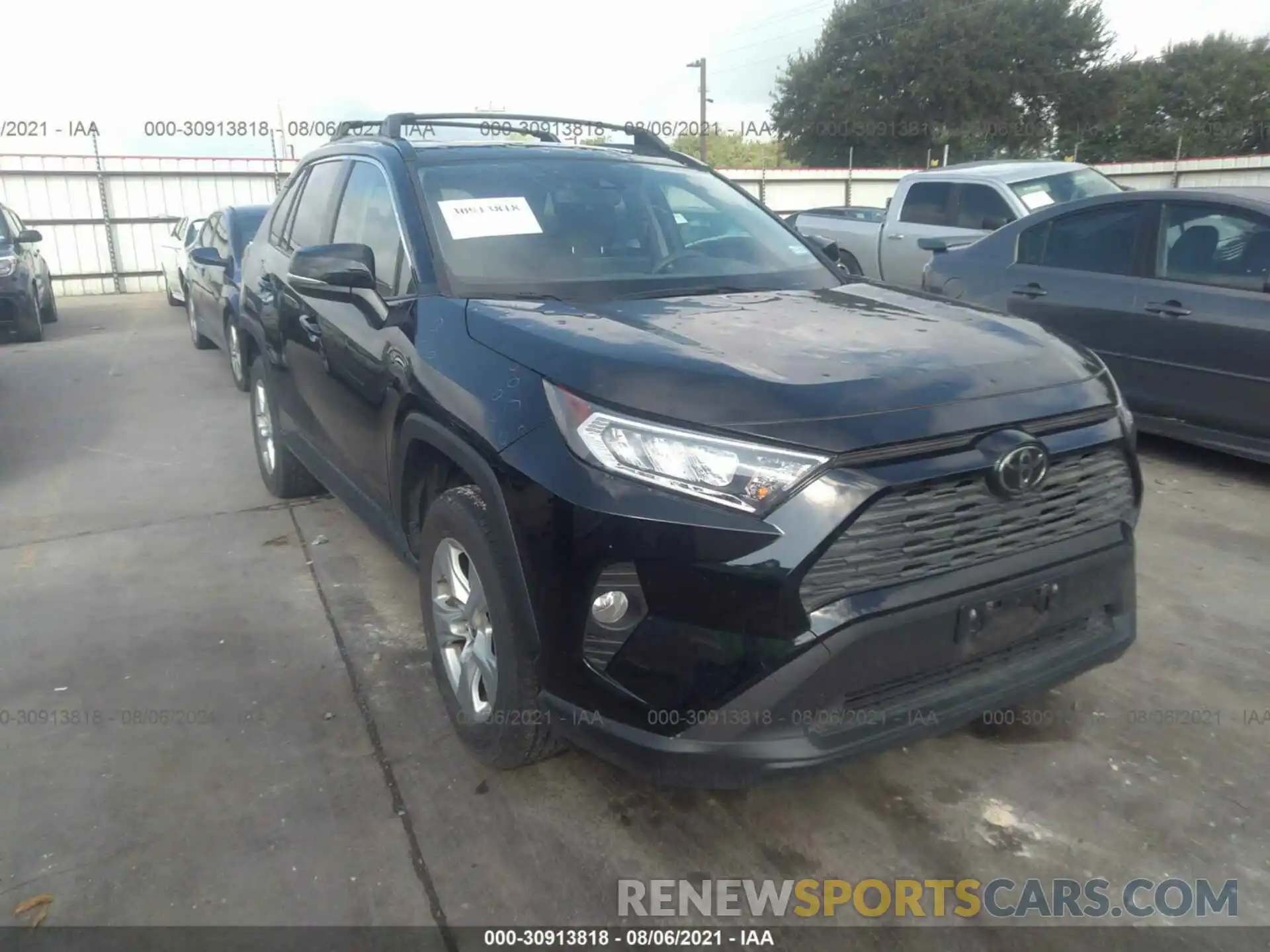 1 Photograph of a damaged car JTMW1RFV5KD512282 TOYOTA RAV4 2019