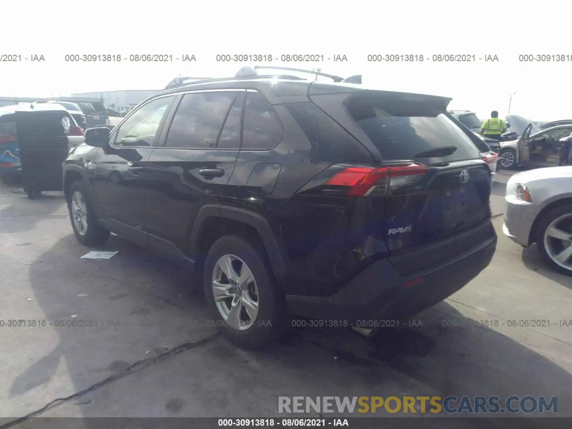 3 Фотография поврежденного автомобиля JTMW1RFV5KD512282 TOYOTA RAV4 2019