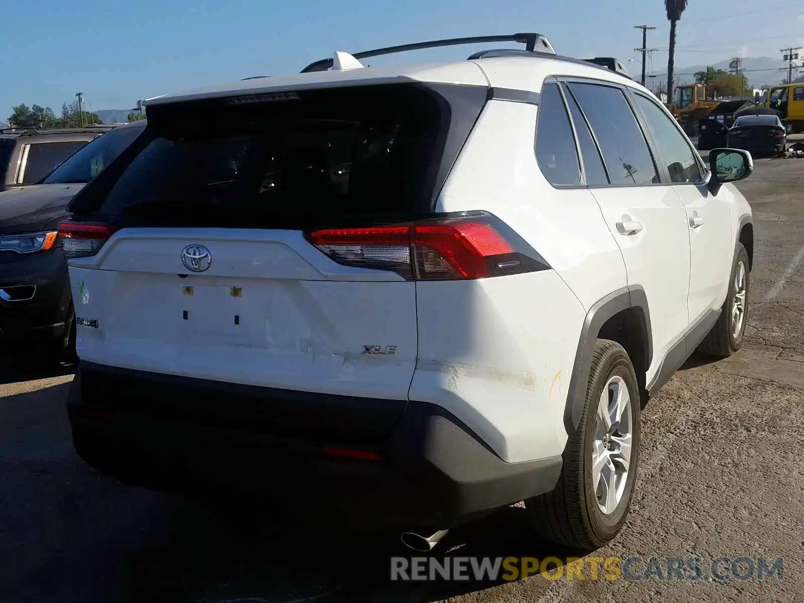 4 Photograph of a damaged car JTMW1RFV5KJ001057 TOYOTA RAV4 2019