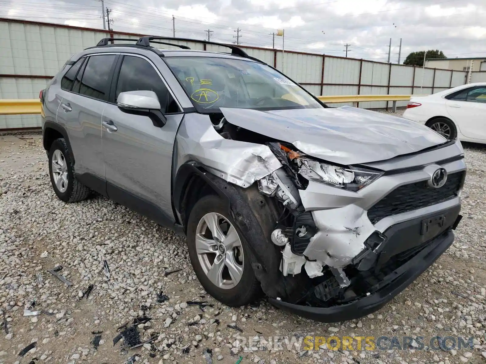 1 Photograph of a damaged car JTMW1RFV5KJ001480 TOYOTA RAV4 2019