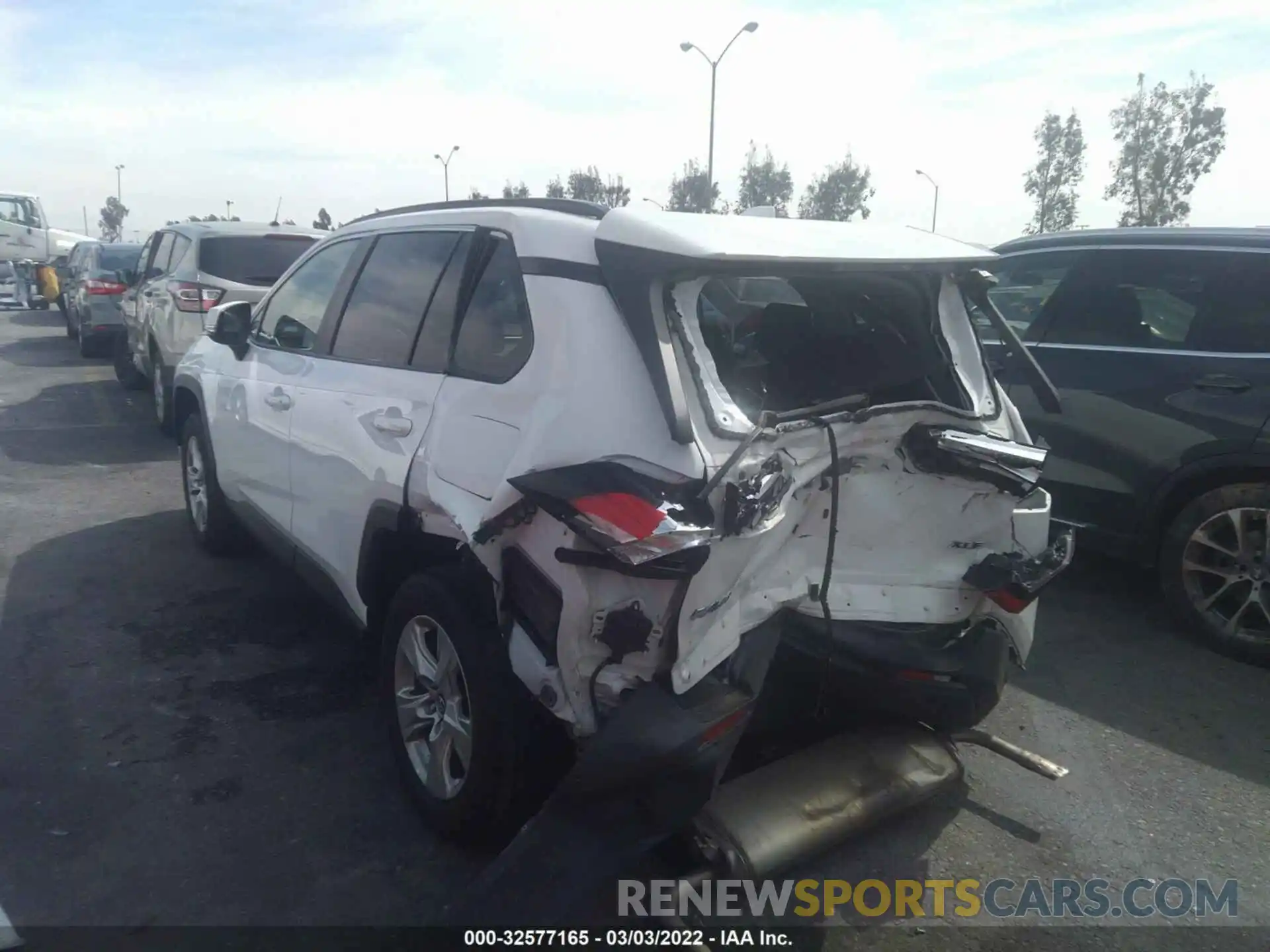 3 Photograph of a damaged car JTMW1RFV5KJ001897 TOYOTA RAV4 2019