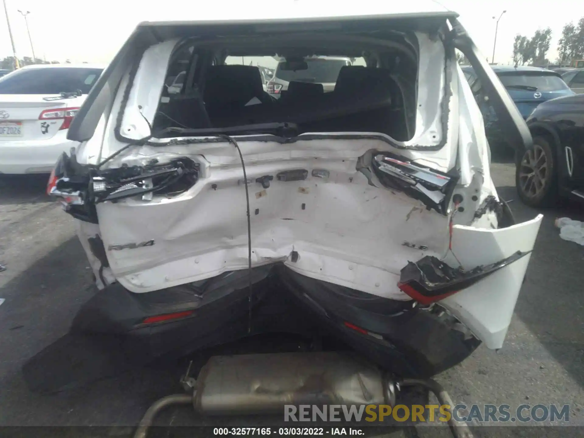 6 Photograph of a damaged car JTMW1RFV5KJ001897 TOYOTA RAV4 2019