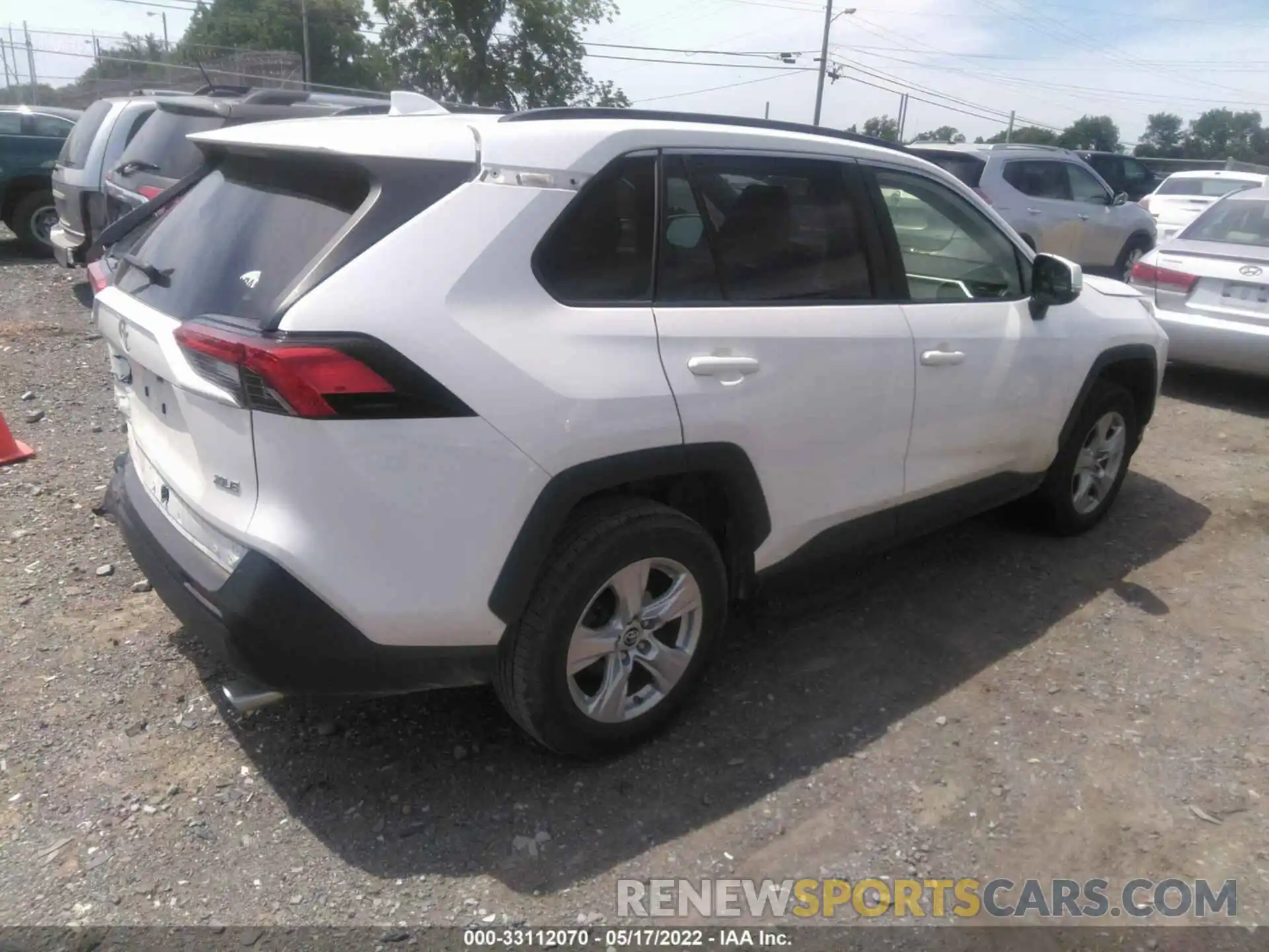 4 Photograph of a damaged car JTMW1RFV6KD011675 TOYOTA RAV4 2019