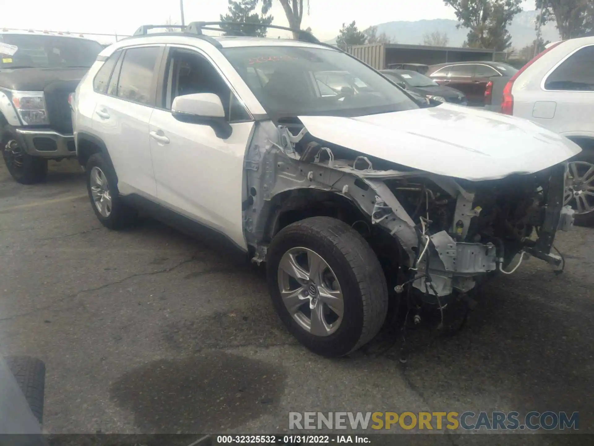 1 Photograph of a damaged car JTMW1RFV6KD017878 TOYOTA RAV4 2019