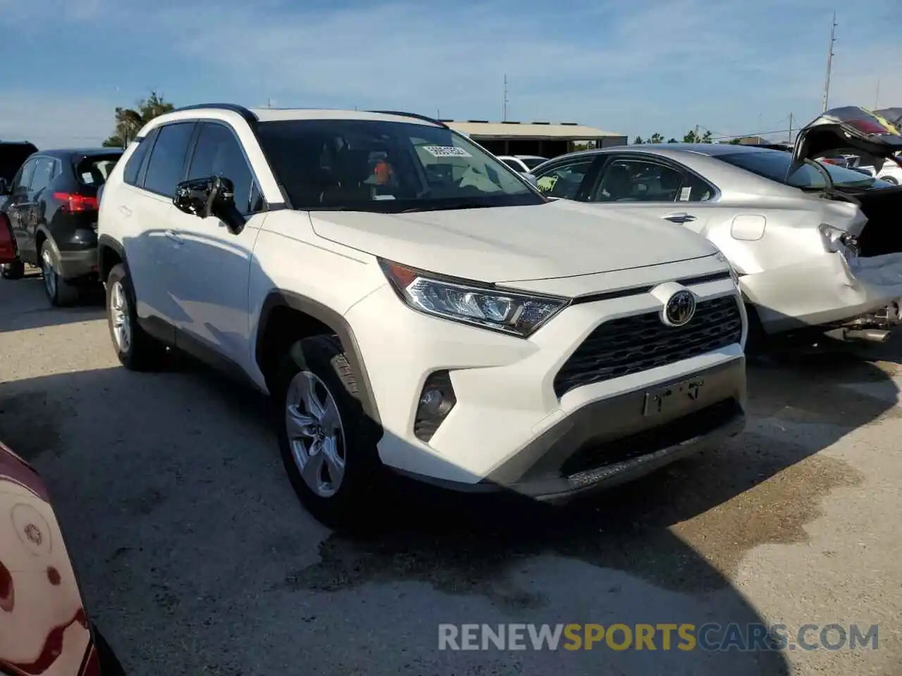 1 Photograph of a damaged car JTMW1RFV6KD019050 TOYOTA RAV4 2019