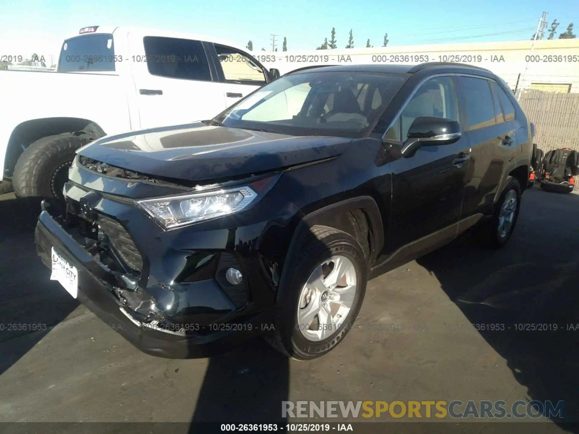 2 Фотография поврежденного автомобиля JTMW1RFV6KD024121 TOYOTA RAV4 2019