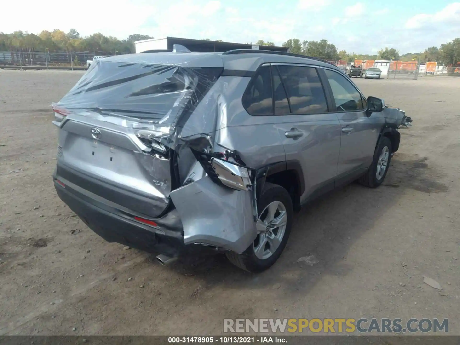 4 Photograph of a damaged car JTMW1RFV6KD038679 TOYOTA RAV4 2019