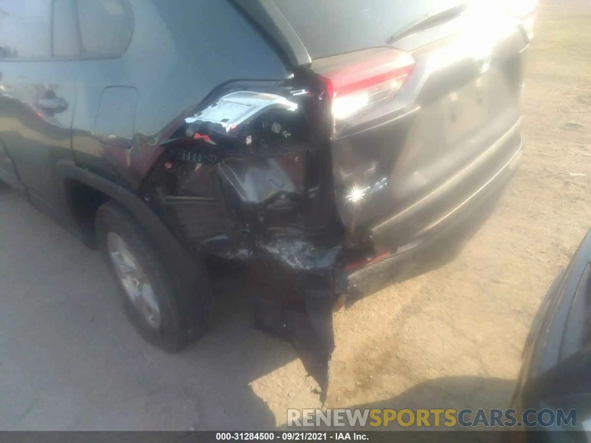 6 Photograph of a damaged car JTMW1RFV6KD504465 TOYOTA RAV4 2019