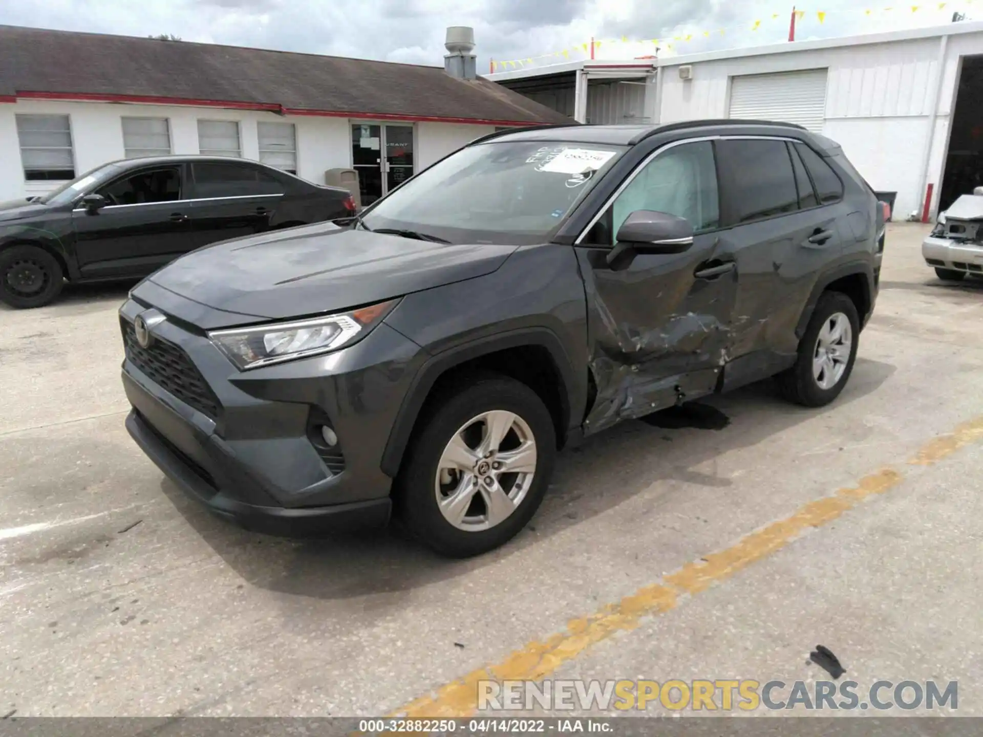 2 Фотография поврежденного автомобиля JTMW1RFV6KD504515 TOYOTA RAV4 2019