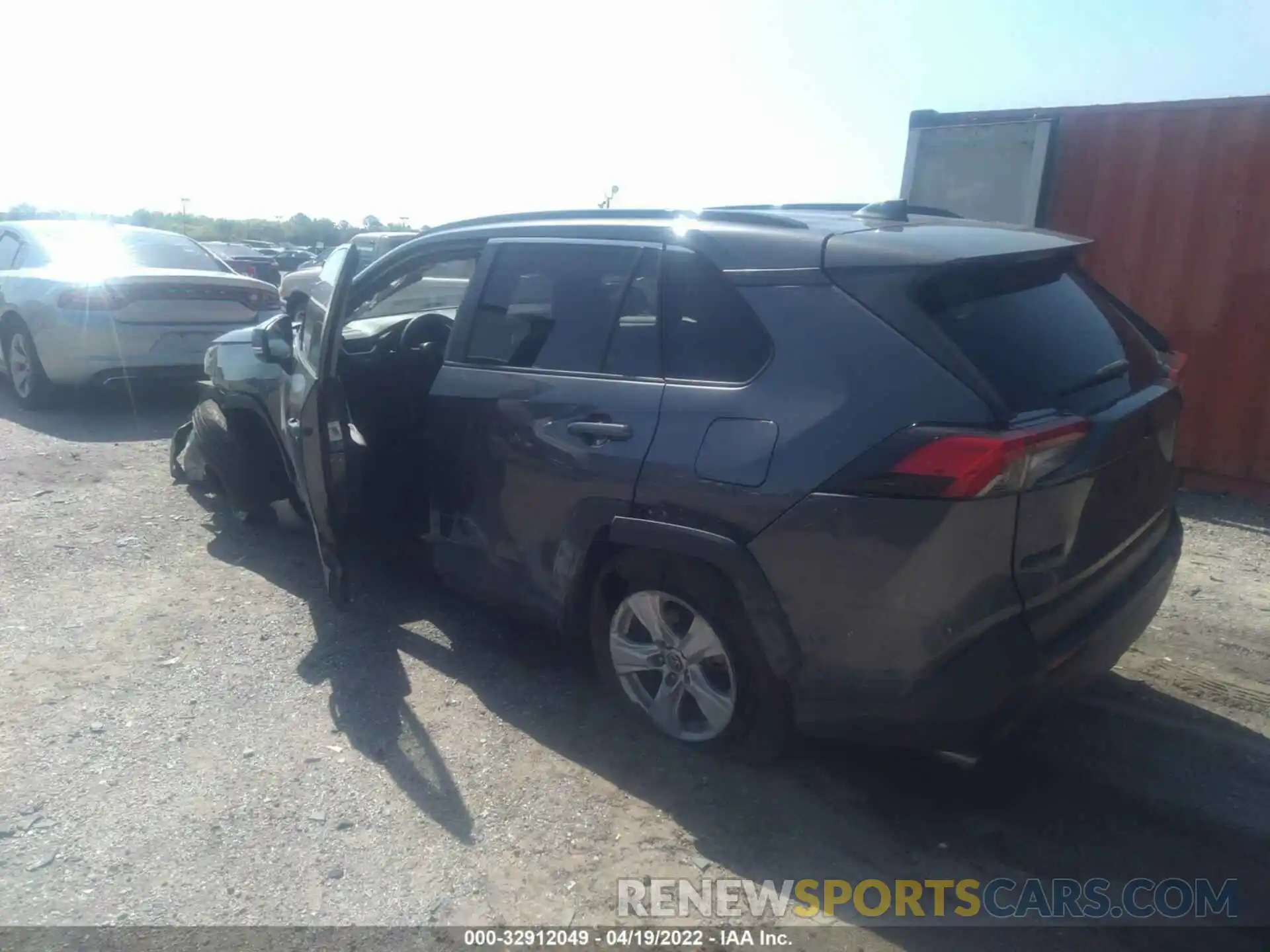 3 Photograph of a damaged car JTMW1RFV6KD506121 TOYOTA RAV4 2019