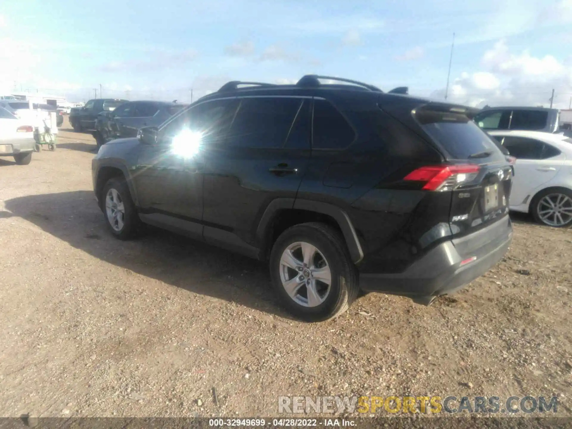 3 Photograph of a damaged car JTMW1RFV6KD513683 TOYOTA RAV4 2019