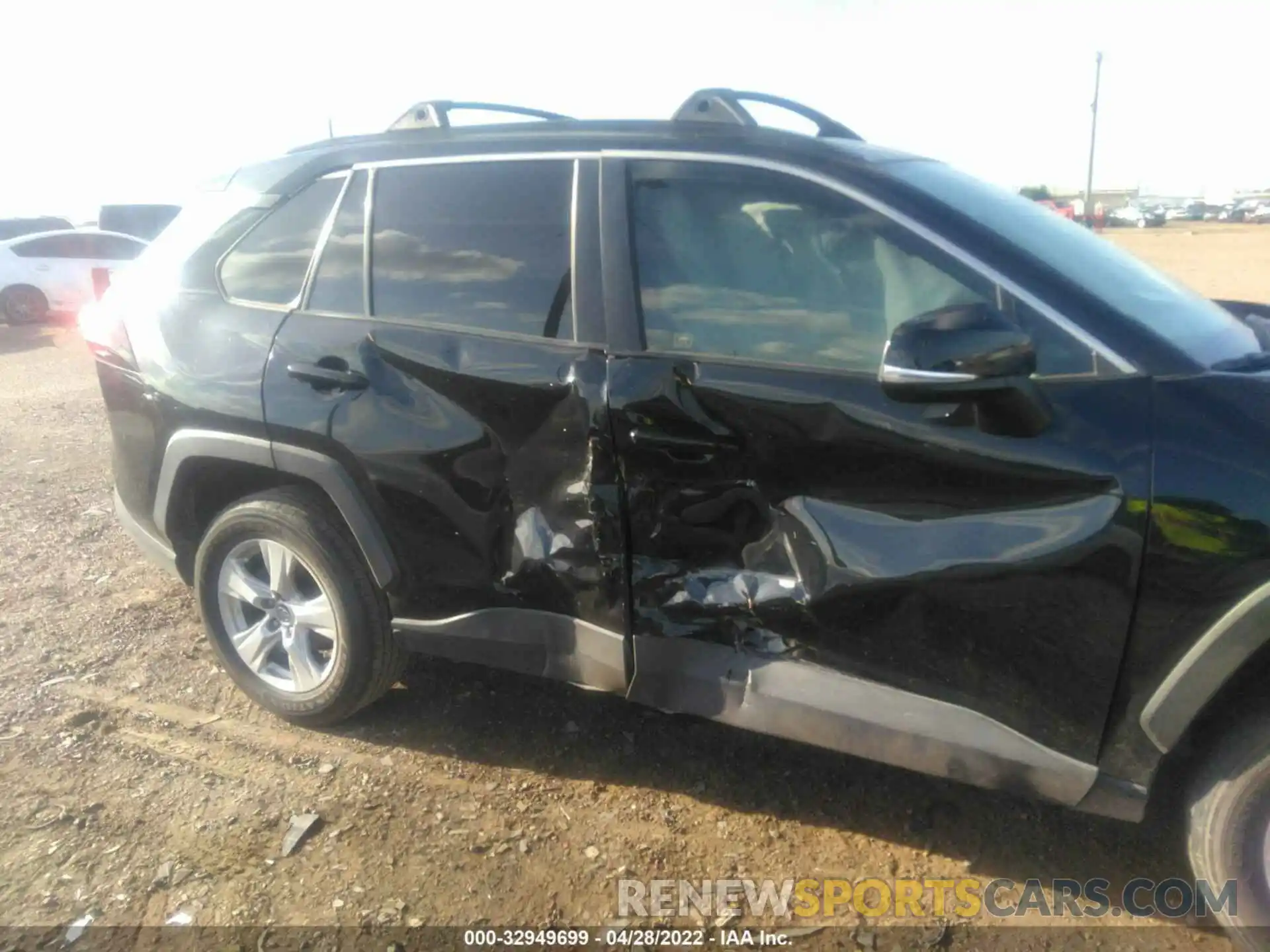 6 Photograph of a damaged car JTMW1RFV6KD513683 TOYOTA RAV4 2019