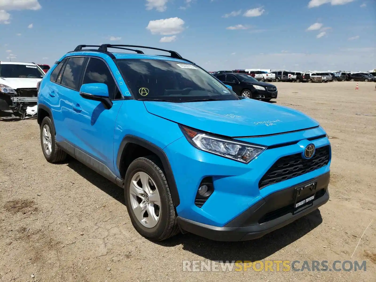 1 Фотография поврежденного автомобиля JTMW1RFV6KJ011760 TOYOTA RAV4 2019