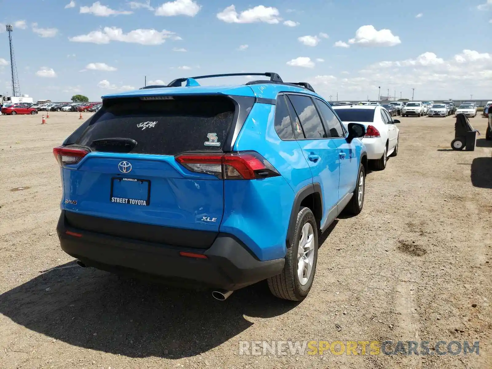 4 Photograph of a damaged car JTMW1RFV6KJ011760 TOYOTA RAV4 2019