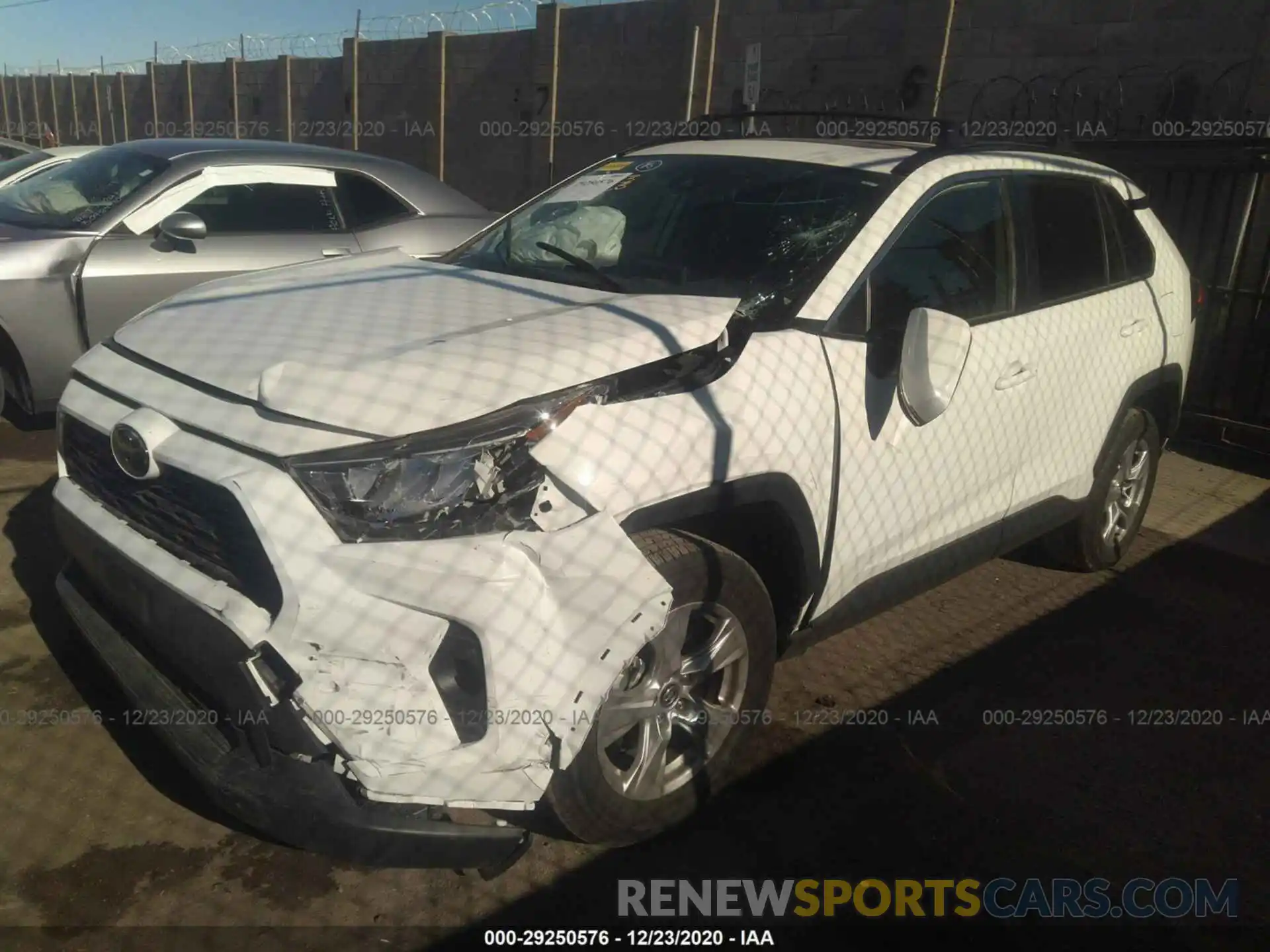 2 Photograph of a damaged car JTMW1RFV7KD008770 TOYOTA RAV4 2019