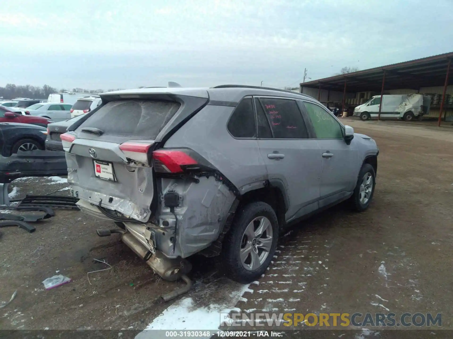 4 Photograph of a damaged car JTMW1RFV7KD010678 TOYOTA RAV4 2019