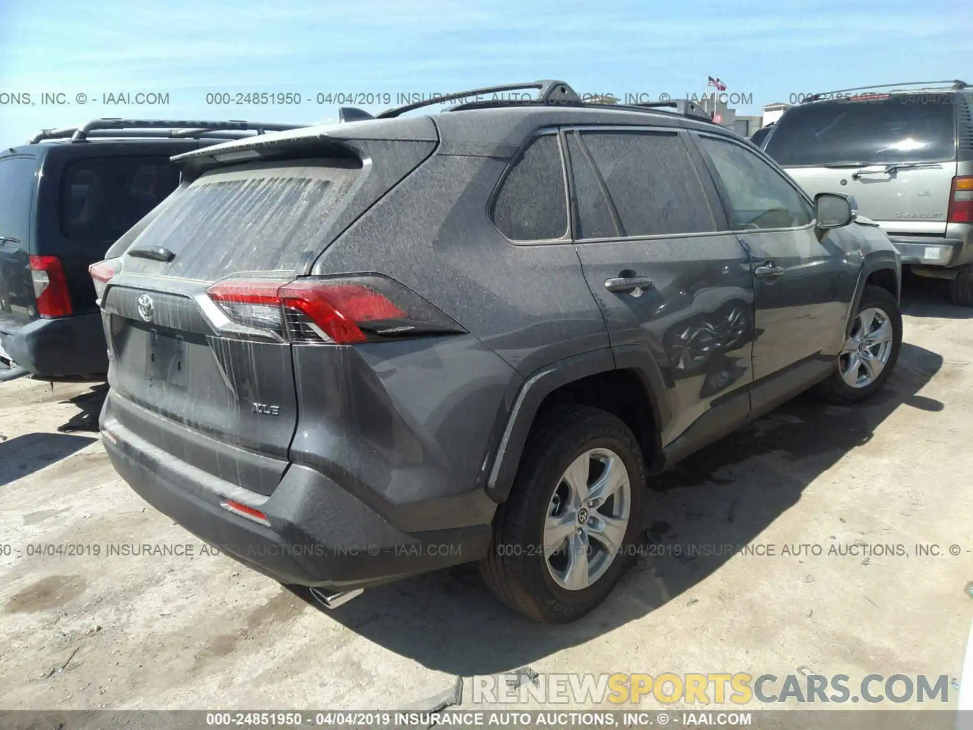 4 Фотография поврежденного автомобиля JTMW1RFV7KD015721 TOYOTA RAV4 2019