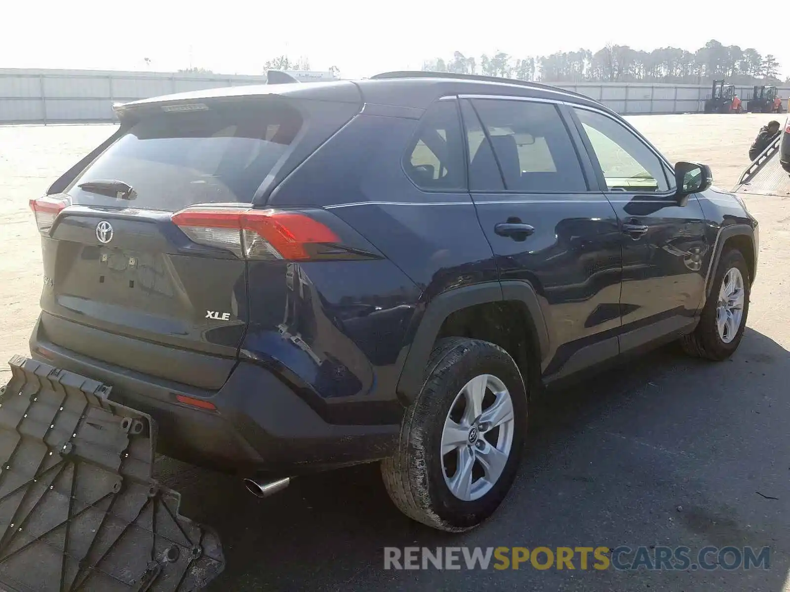 4 Photograph of a damaged car JTMW1RFV7KD019798 TOYOTA RAV4 2019