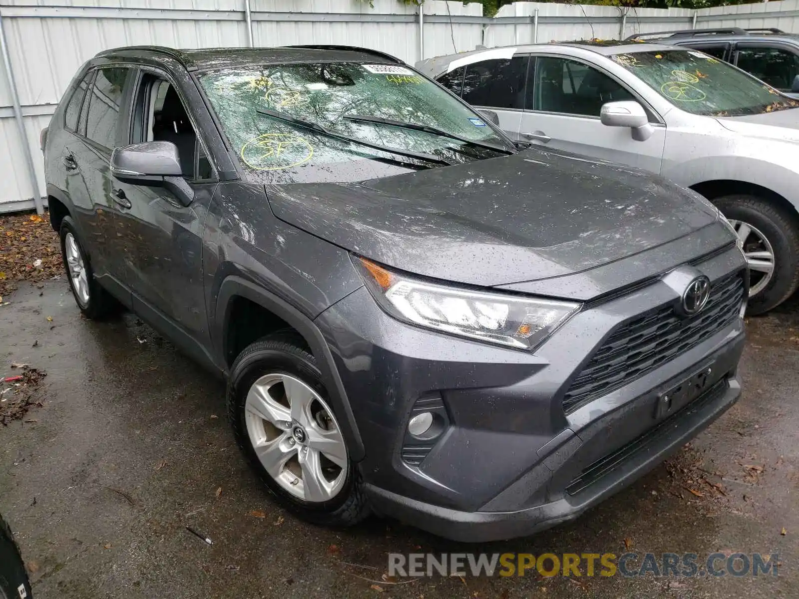 1 Photograph of a damaged car JTMW1RFV7KD022569 TOYOTA RAV4 2019