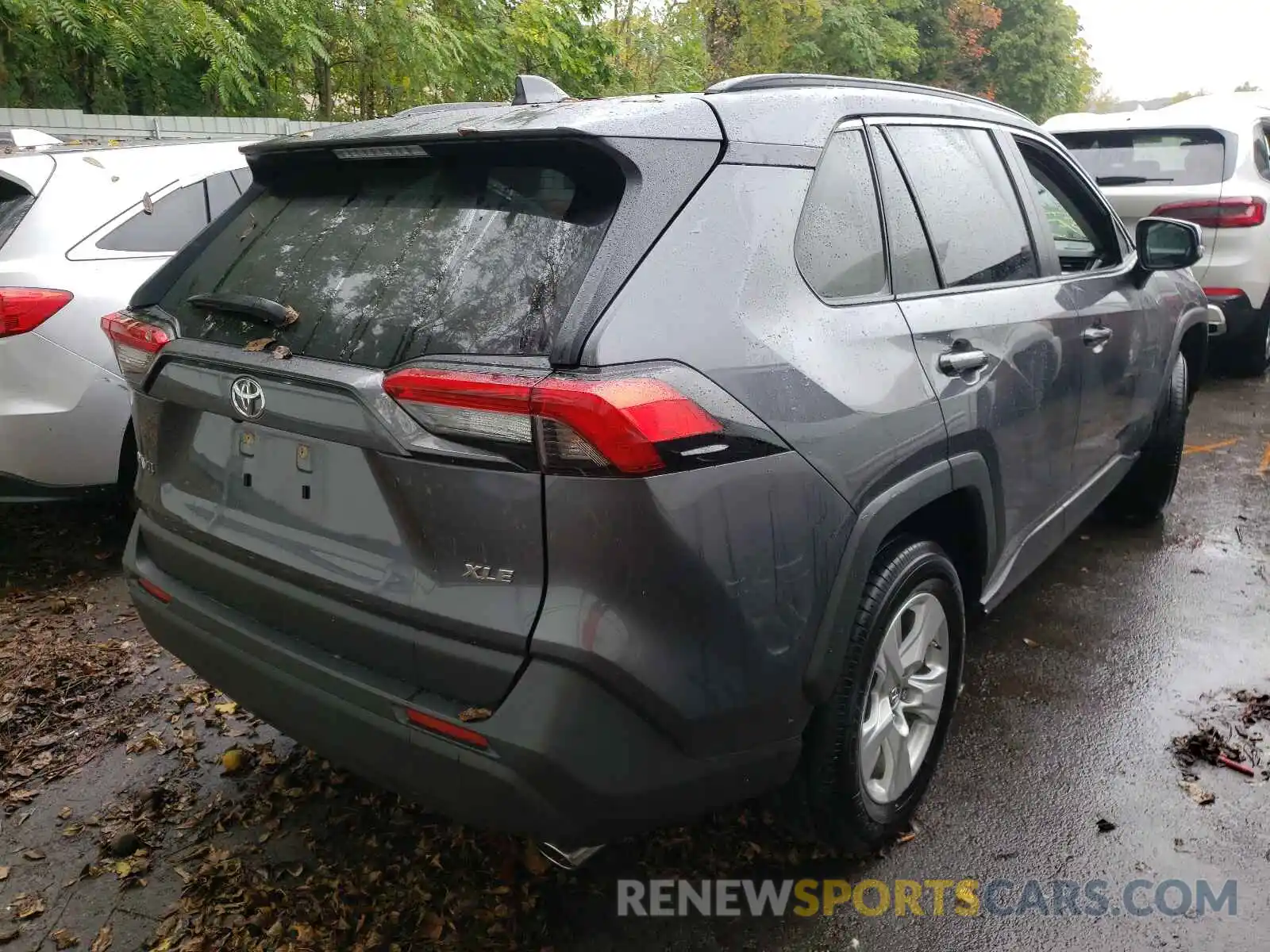 4 Photograph of a damaged car JTMW1RFV7KD022569 TOYOTA RAV4 2019