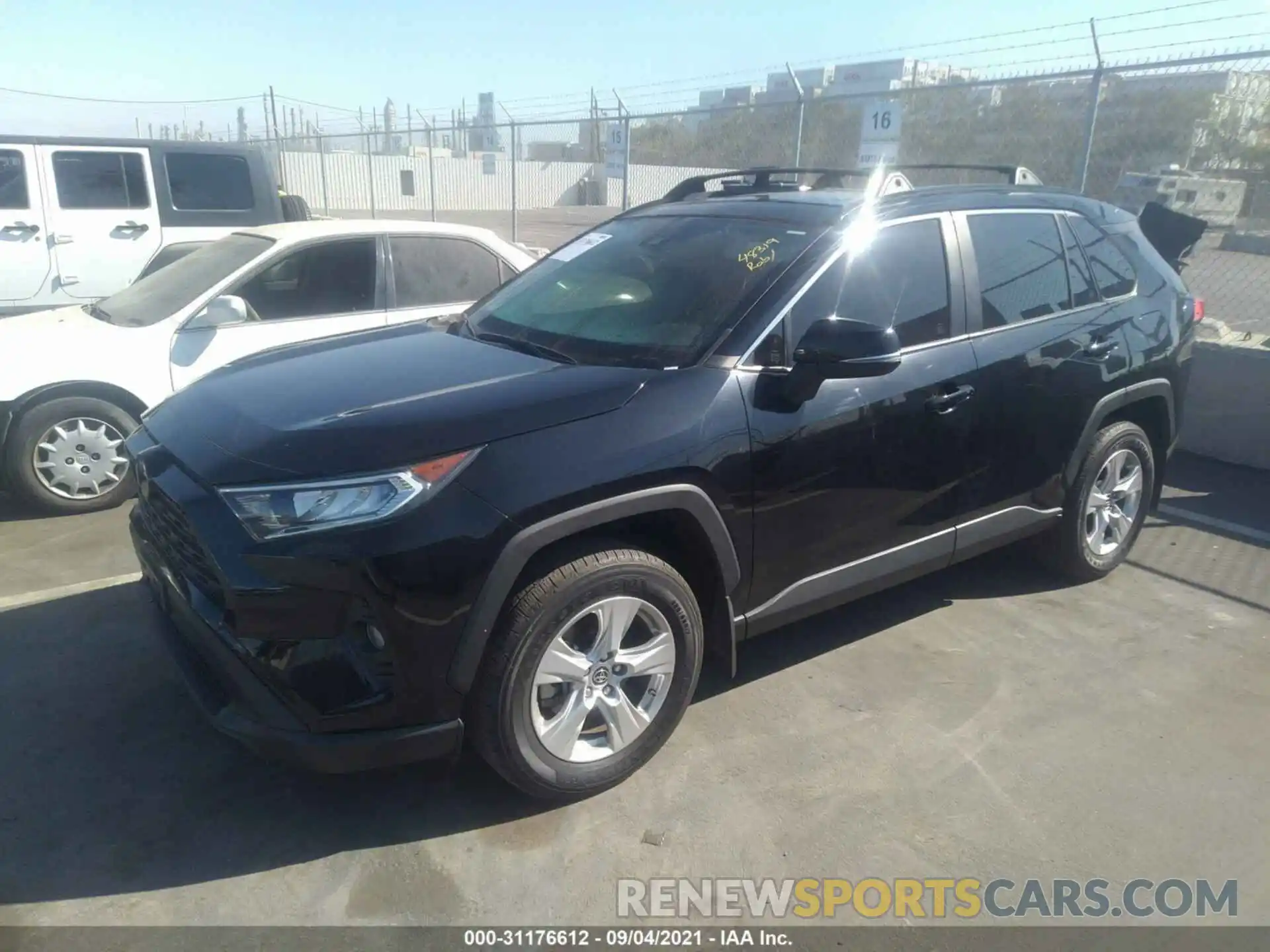 2 Фотография поврежденного автомобиля JTMW1RFV7KD030798 TOYOTA RAV4 2019