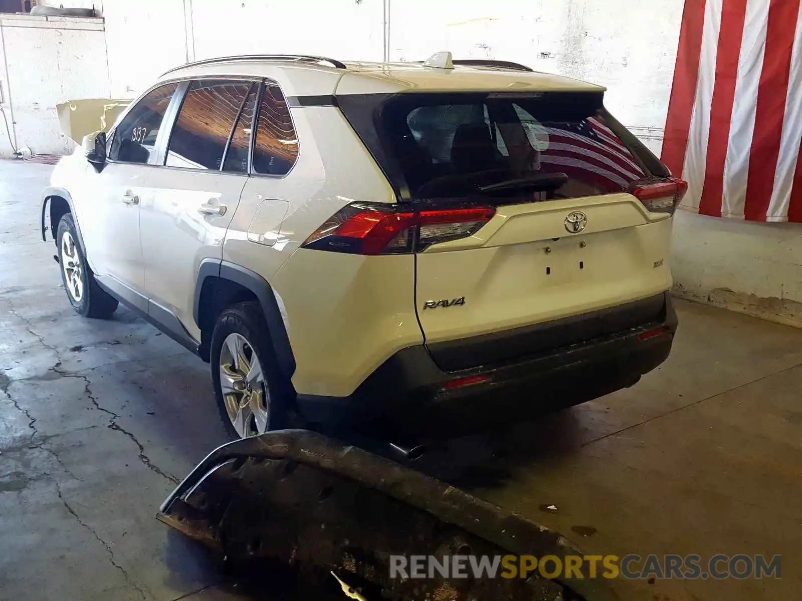 3 Фотография поврежденного автомобиля JTMW1RFV7KD033457 TOYOTA RAV4 2019