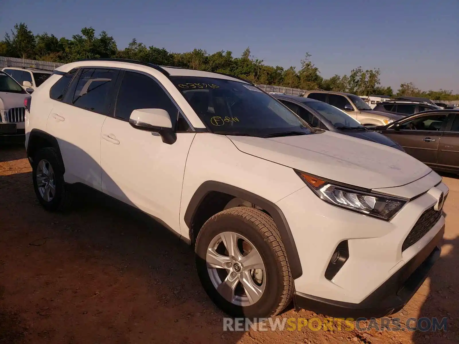 1 Фотография поврежденного автомобиля JTMW1RFV7KD035760 TOYOTA RAV4 2019