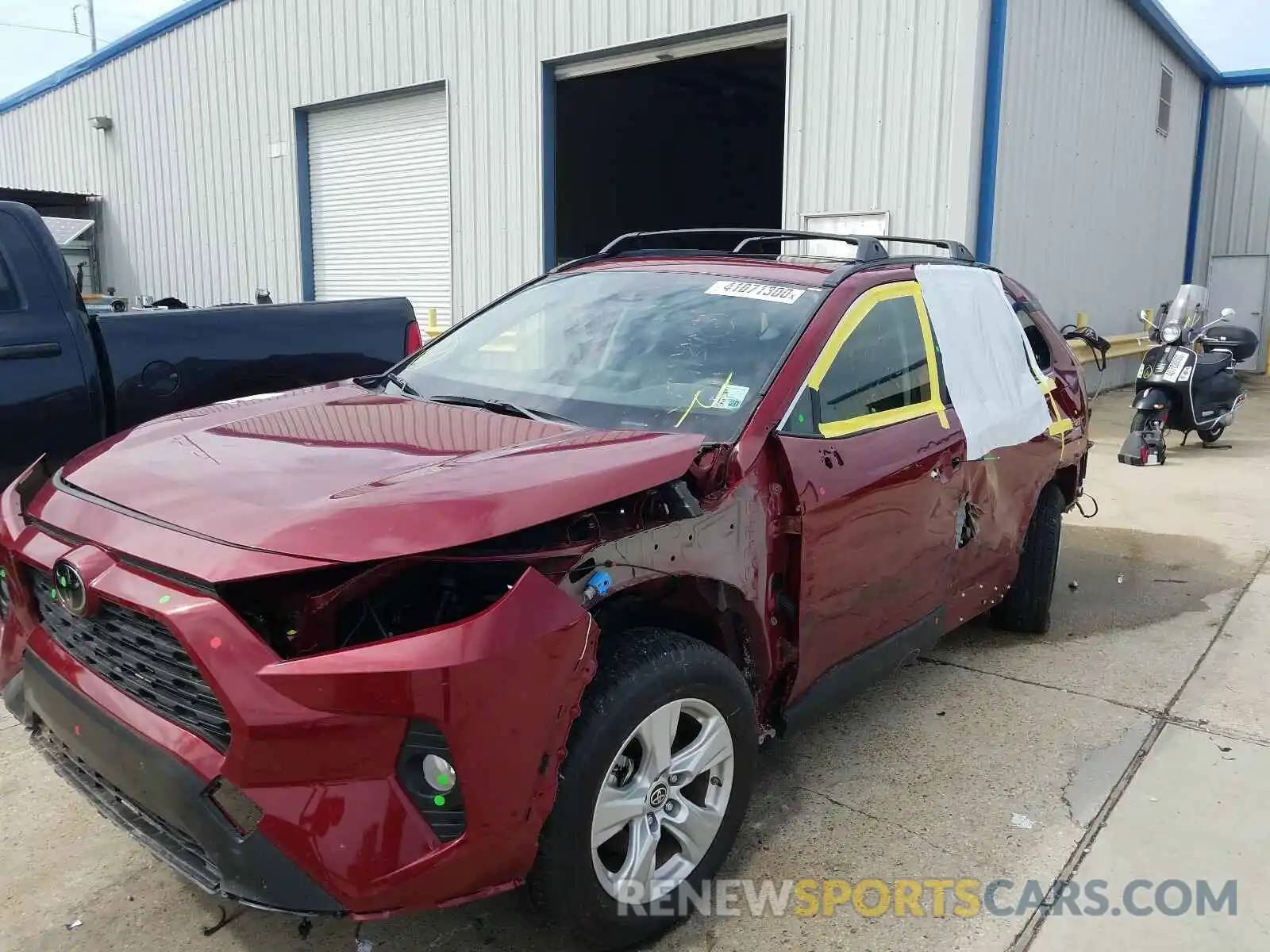 2 Photograph of a damaged car JTMW1RFV7KD035841 TOYOTA RAV4 2019