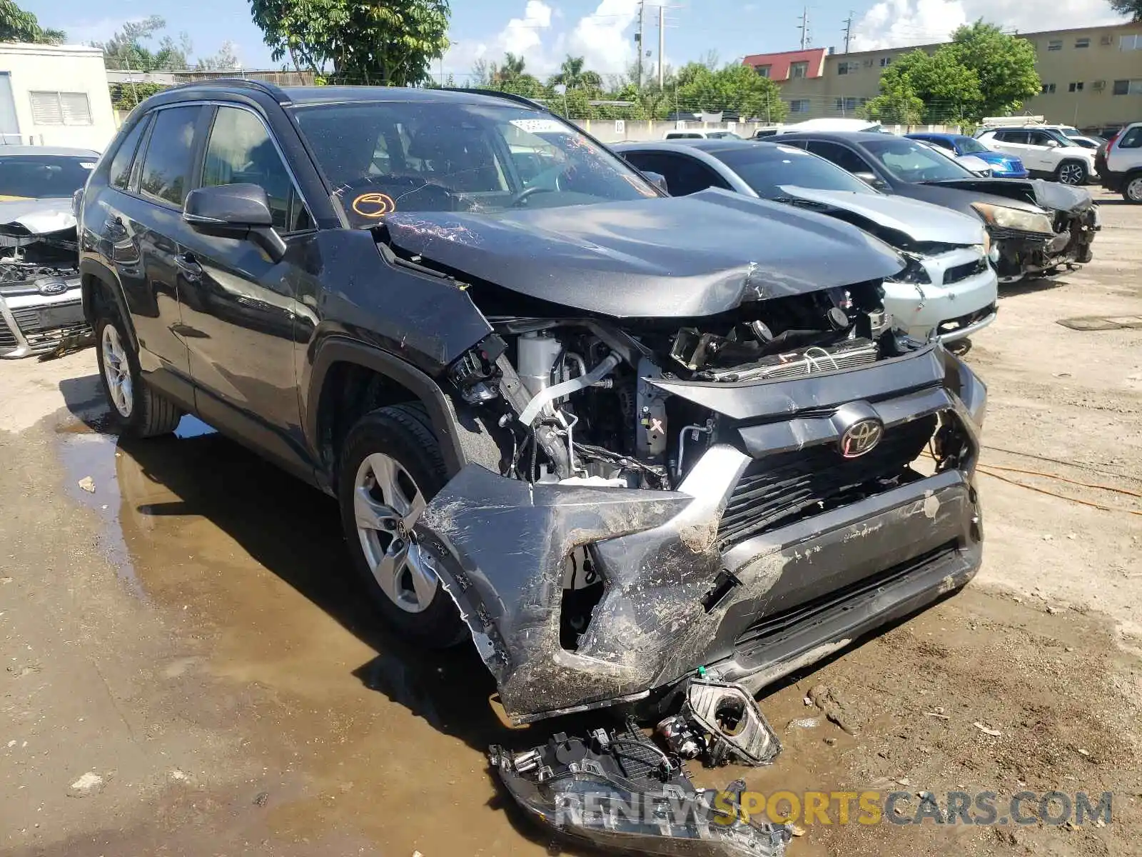 1 Photograph of a damaged car JTMW1RFV7KD038609 TOYOTA RAV4 2019