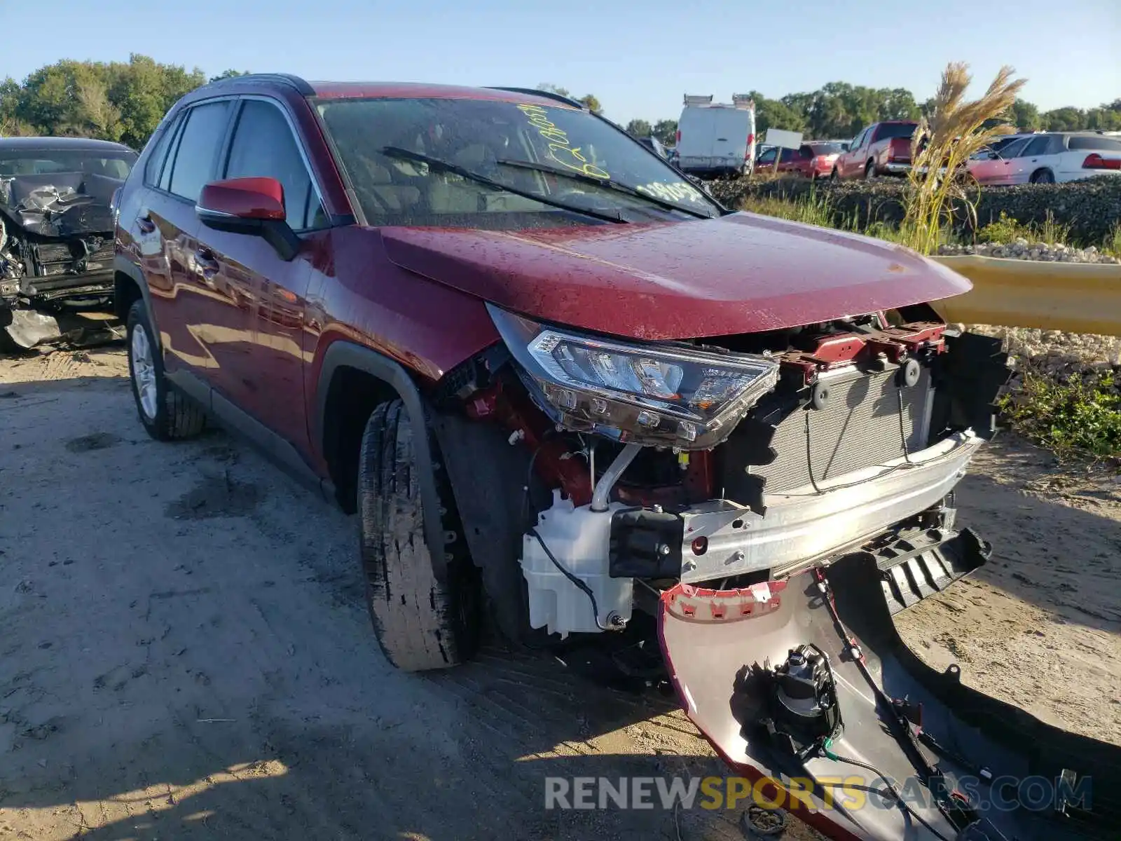 1 Photograph of a damaged car JTMW1RFV7KD039050 TOYOTA RAV4 2019