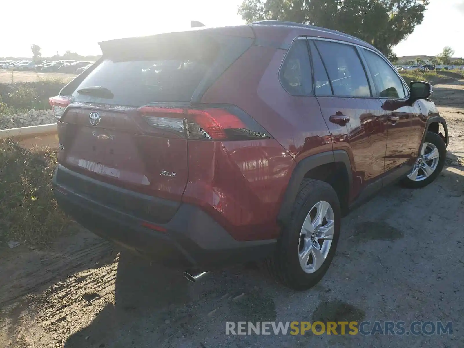 4 Photograph of a damaged car JTMW1RFV7KD039050 TOYOTA RAV4 2019