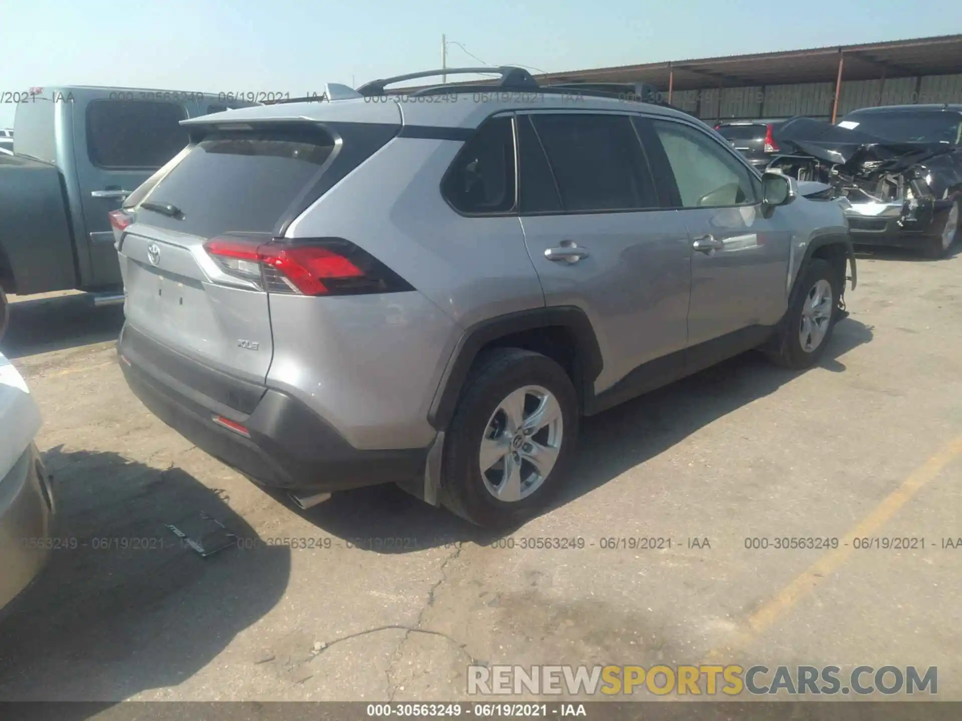 4 Фотография поврежденного автомобиля JTMW1RFV7KD502109 TOYOTA RAV4 2019