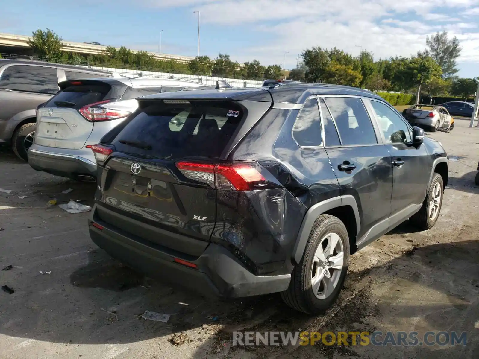 4 Photograph of a damaged car JTMW1RFV7KD502773 TOYOTA RAV4 2019