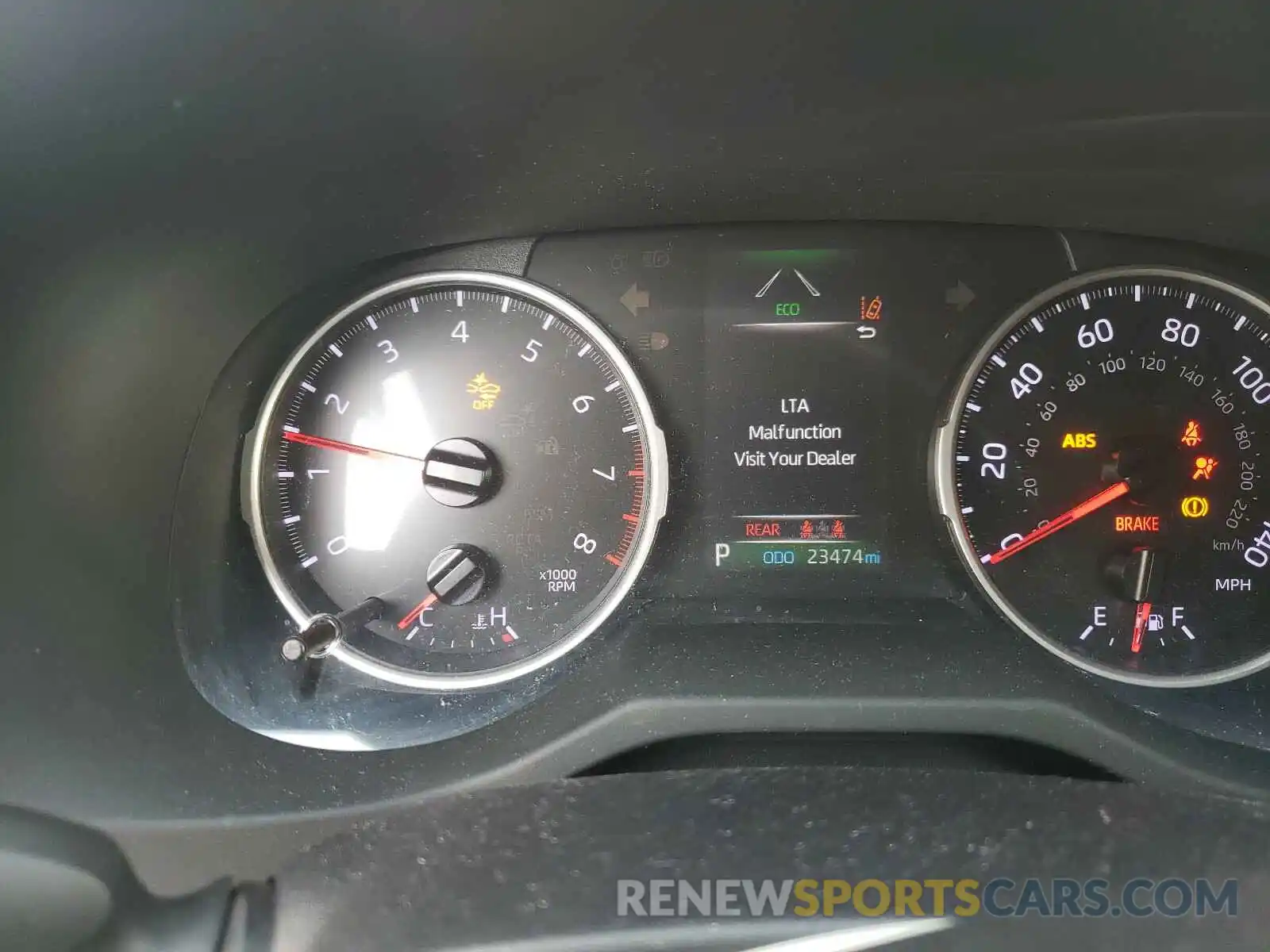 8 Фотография поврежденного автомобиля JTMW1RFV7KD502773 TOYOTA RAV4 2019