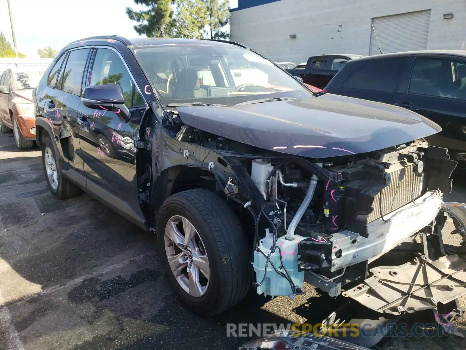 1 Photograph of a damaged car JTMW1RFV7KD503339 TOYOTA RAV4 2019