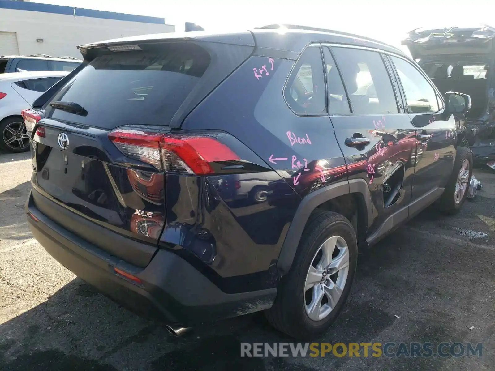 4 Фотография поврежденного автомобиля JTMW1RFV7KD503339 TOYOTA RAV4 2019