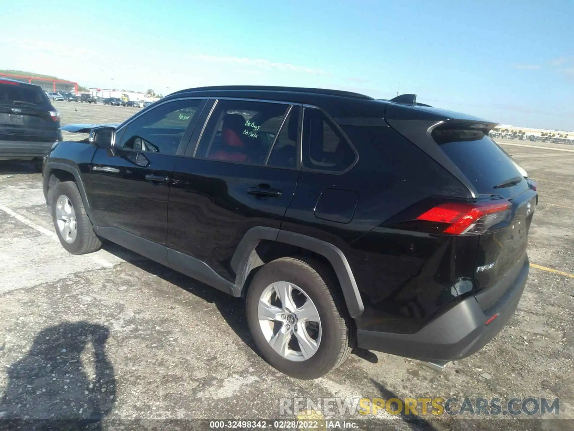 3 Фотография поврежденного автомобиля JTMW1RFV7KD503714 TOYOTA RAV4 2019