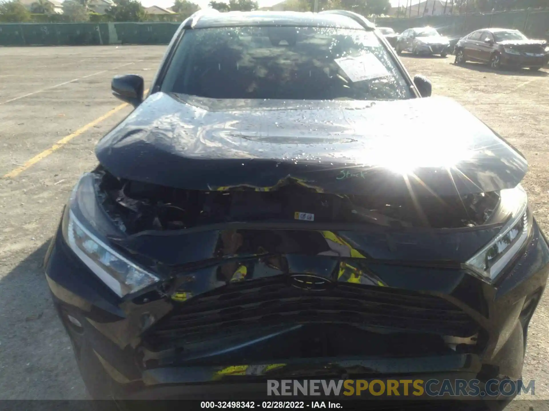 6 Photograph of a damaged car JTMW1RFV7KD503714 TOYOTA RAV4 2019